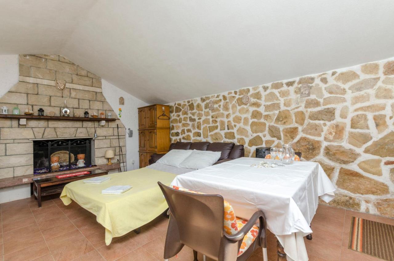 House Fanita Villa Splitska Bagian luar foto