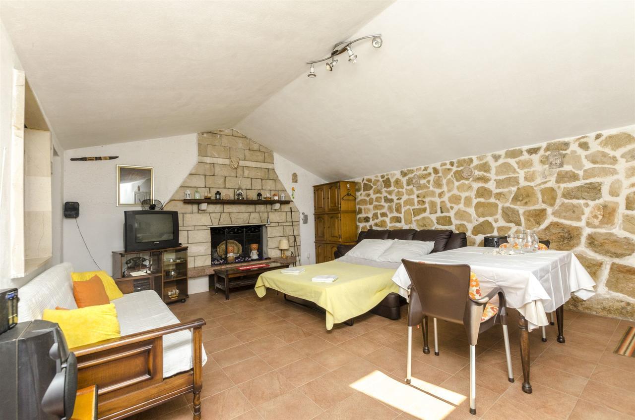 House Fanita Villa Splitska Bagian luar foto